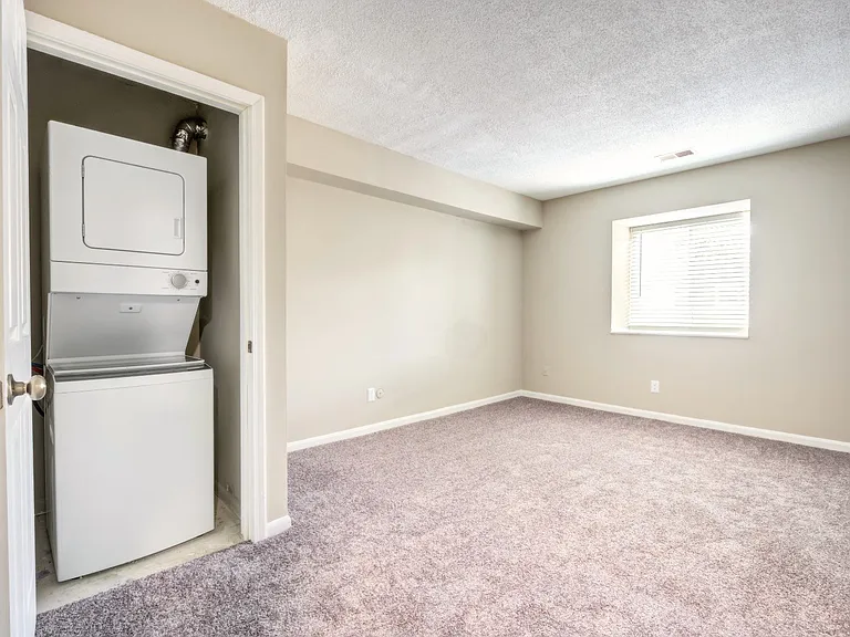 The Elliott at College Park Apartment Homes — Photo 7