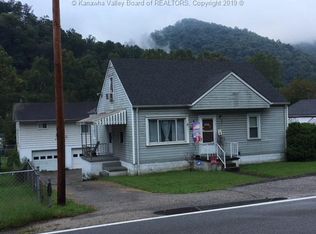 754 Campbells Ck Dr, Charleston, WV