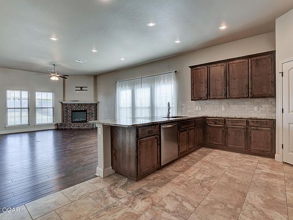 3rd image of 1156 Heather Ln