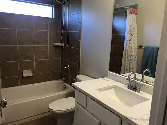 413 E Clubview Ln — Photo 10