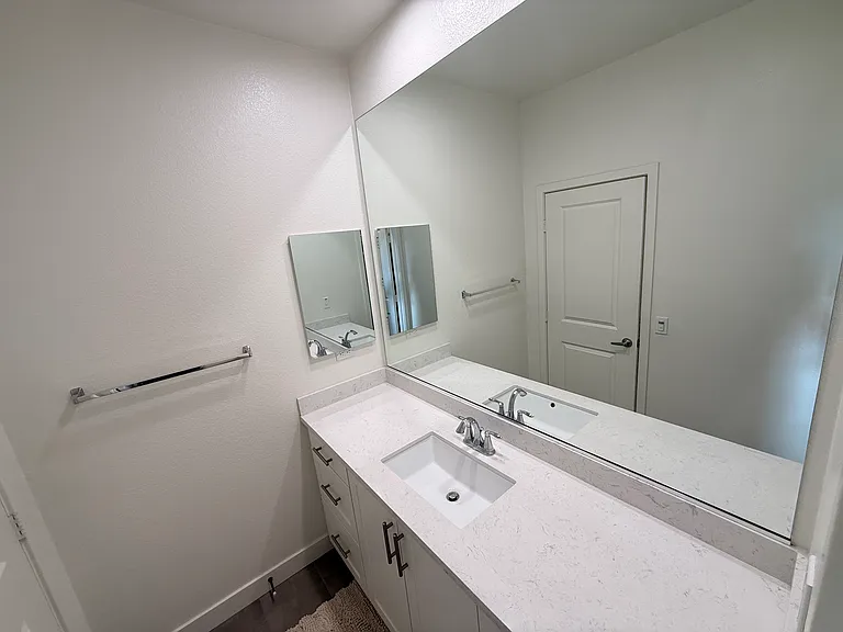 1425 Keck Rd — Photo 36