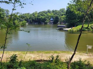 Nest View Ln #19, Delhi, IA 52223