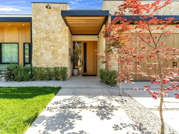 12142 Emelita St, Valley Village, CA 91607