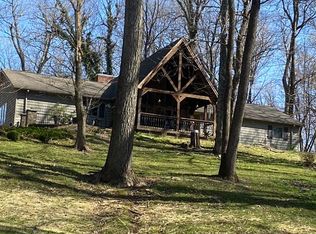 727 Woodspoint Dr, Henderson, KY 42420