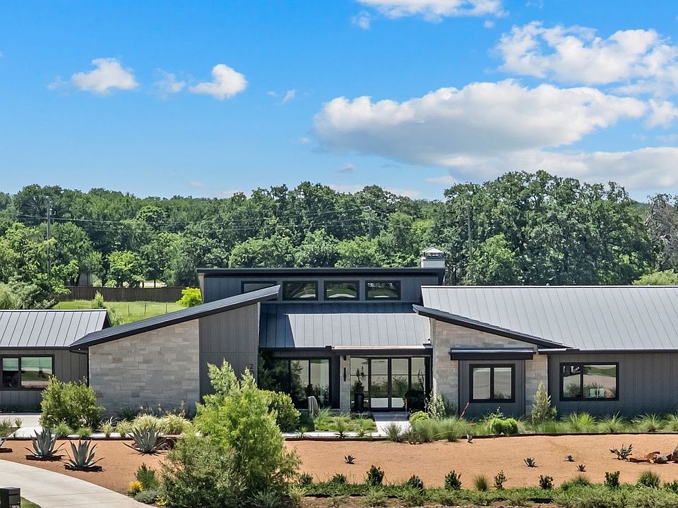 1st image of 2036 High Meadow Ct