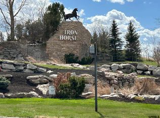 1245 Lakeview Cir, Ashland, NE 68003