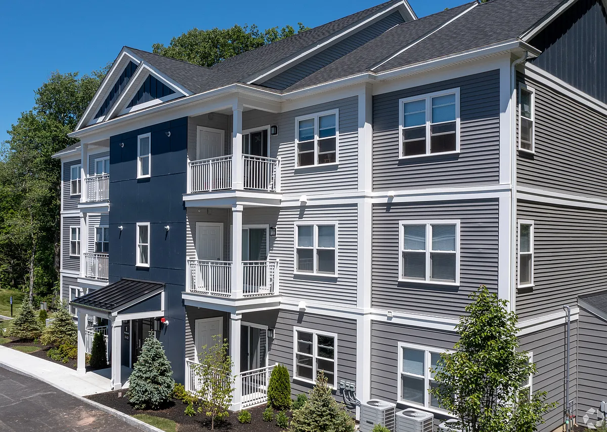 Building Photo - The Brookside Apartments