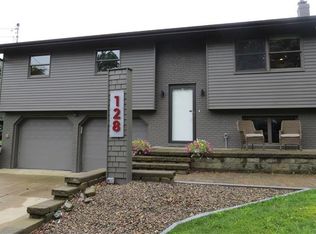 128 Upper Service Rd, Hookstown, PA 15050