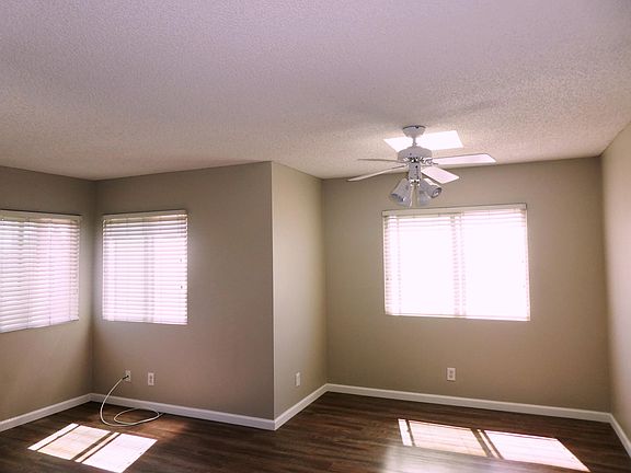 2nd image of 1676 Chalcedony St