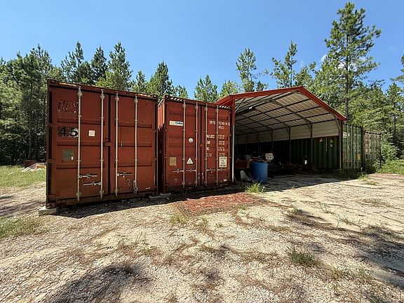 4th image of 604 Private Road 8014