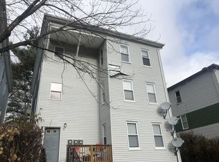 53 Upsala St, Worcester, MA 01610