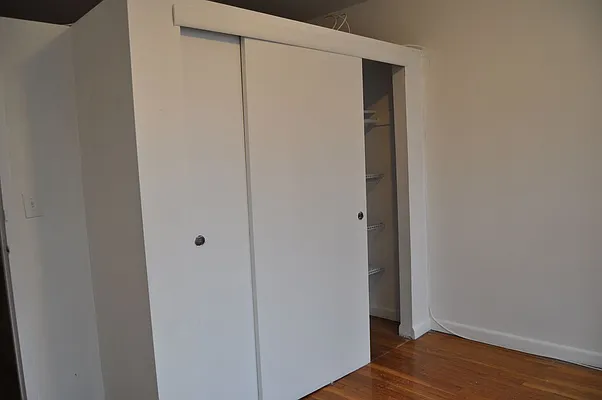 Rented by Sky Management | media 90