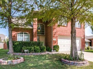 317 Millford Rd, Roanoke, TX 76262
