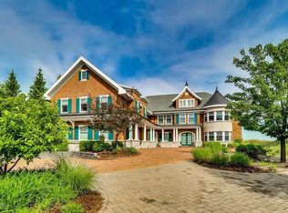 278 Ridgeway St, Saint Joseph, MI 49085