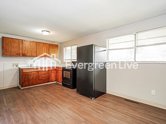 5th image of 6603 Penick Dr