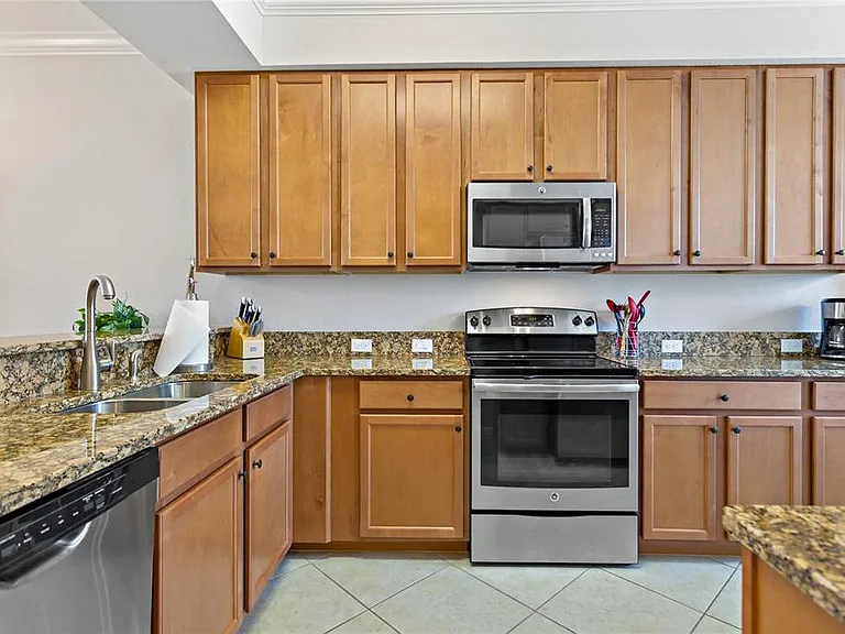 7015 River Hammock Dr #208 — Photo 28