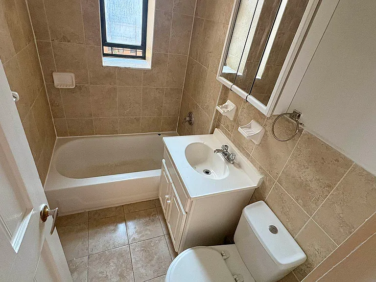 623 W 204th St #3G — Photo 5