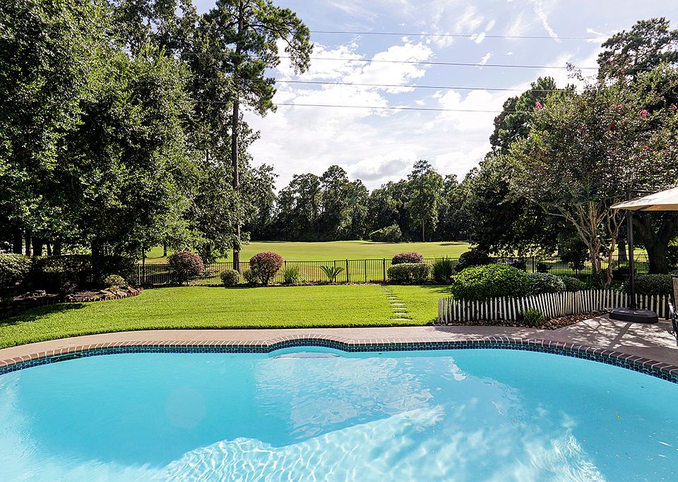 1st image of 1923 Forest Garden Dr