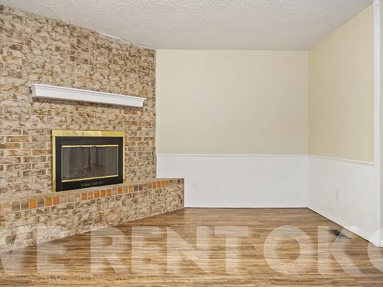 6415 N Peniel Ave — Photo 8