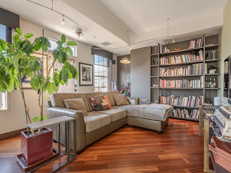 475 W 12th Ave #5A — Photo 41