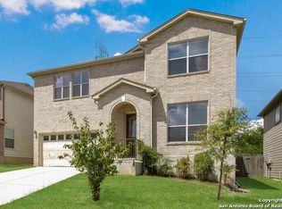 7223 Avery Rd, Live Oak, TX 78233
