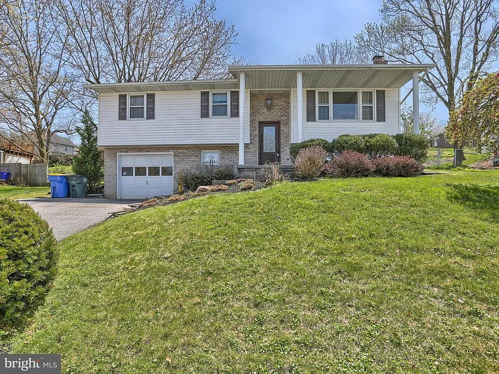 3520 Kingston Rd photo 1