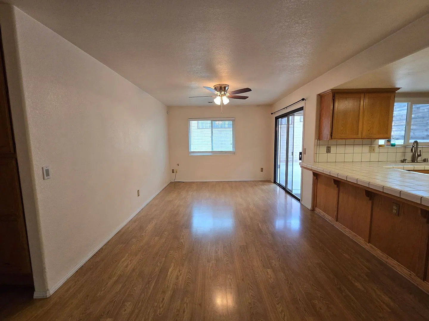 3bd/2ba House on Alyssum Cir — Photo 3