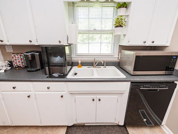 5th image of 4632 Schirra Ct