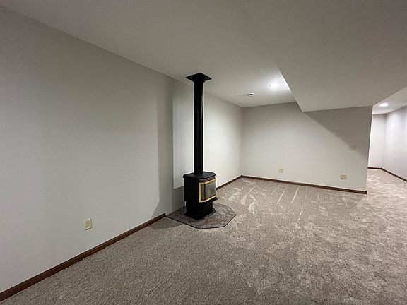 5th image of 1903 Aspen Ct