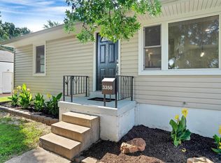 3358 Marmary Ln, Saint Ann, MO 63074