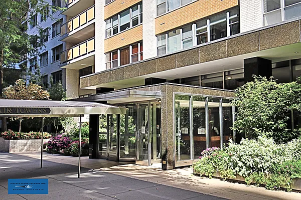 Rented by Jeffrey Mark Peckage Inc. | media 19