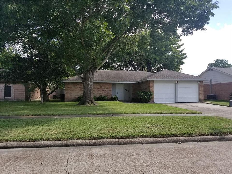 1st image of 11206 Beauvoir Dr