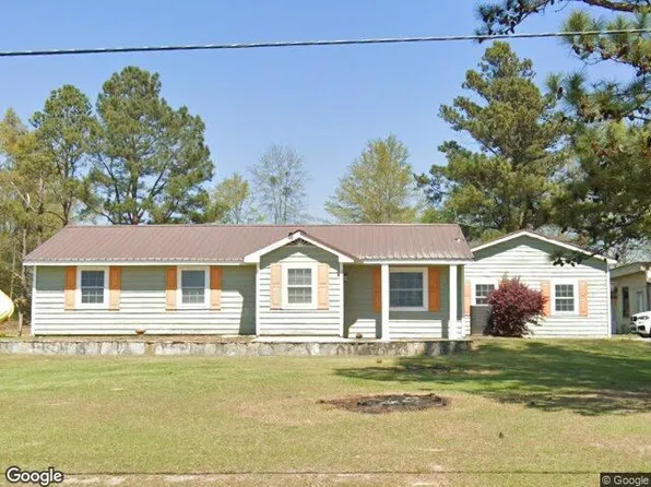 279 McCain Ln, Notasulga, AL 36866