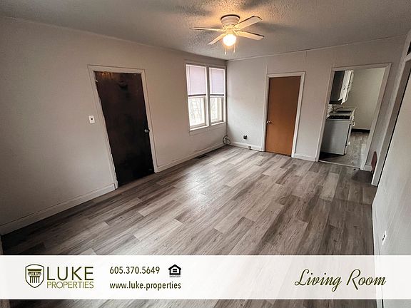 4th image of 320 S Dakota St #3