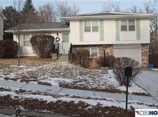 2206 Lloyd St, Bellevue, NE 68005