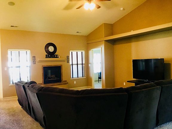 2nd image of 877 Darcy Jo Ln