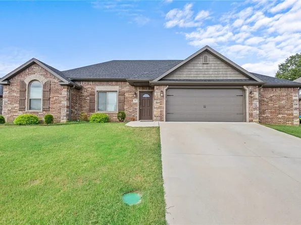 594 Parkside Cv, Springdale, AR 72764