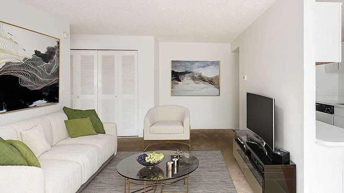 Riverside Village Apartments — Photo 4