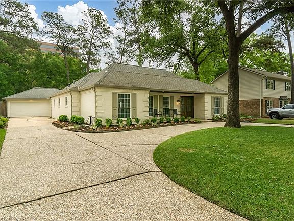 3rd image of 722 Thistlewood Dr