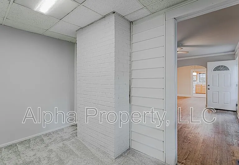 20 Eastview Dr — Photo 4