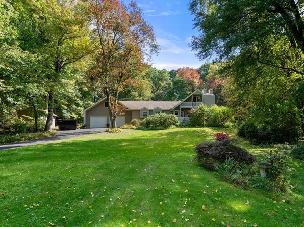 465 Greenwood St, Millbury, MA 01527