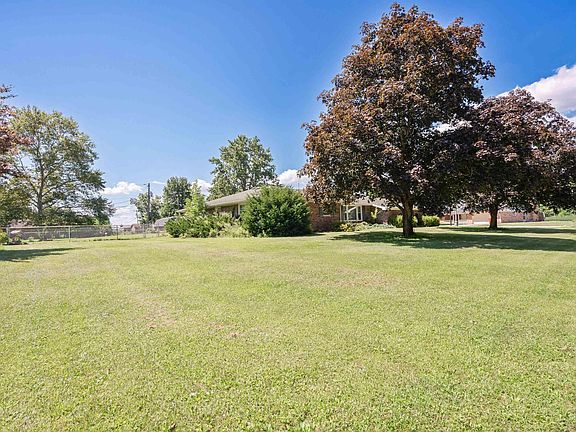 5th image of 4601 Pumpkin Vine Dr