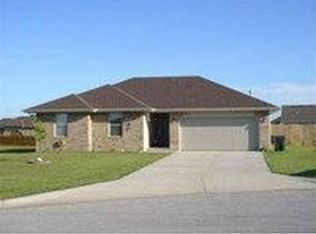 5560 W David St, Springfield, MO 65802