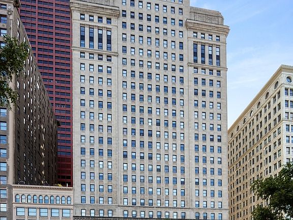 2nd image of 310 S Michigan Ave Unit 902