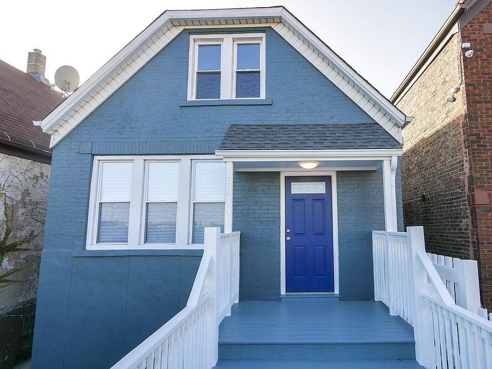 1st image of 3214 S Hoyne Ave