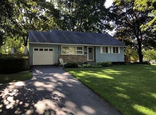 16 Terry Ave, Schenectady, NY 12303