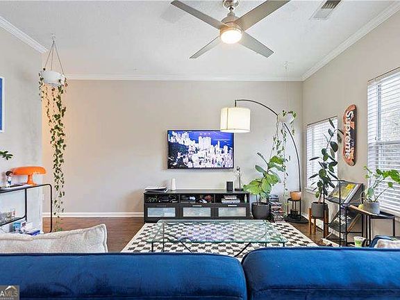 5th image of 1150 Collier Rd NW #3P
