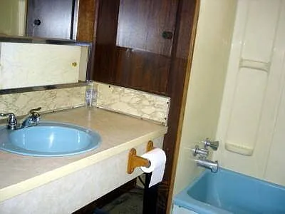 3008 Dennis Ct NE — Photo 6