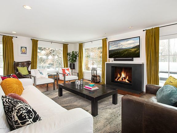 3rd image of 5100 S Lake Ln