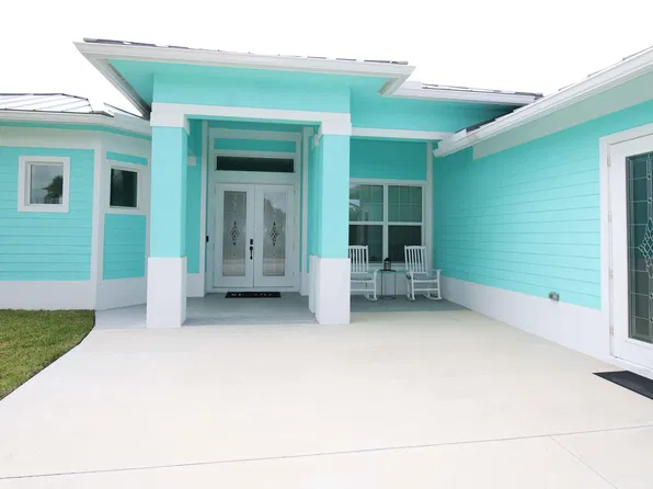 2002 SW Capeador Street, Port St Lucie, FL 34953